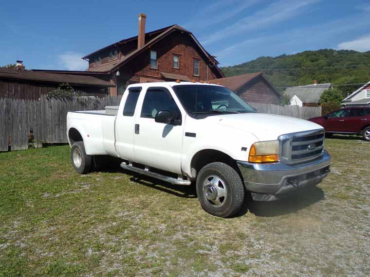 2001 Ford F350 XLT Super Duty V10 Triton Motor 4WD