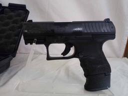 Walther PPQ 9mm Sub-Compact w/Hard Case, 3 mags, and Speed loader