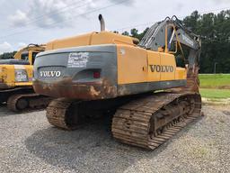 Volvo EC330BLC Excavator with 36'' Tracks, 42'' Bucket with cutting edges V