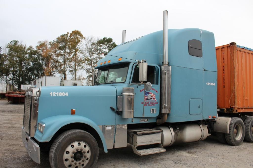 2001 Freightliner VIN: 1FUJAPCG81PA98606  Miles: 253739  Engine: Detroit Diesel  Vin # 1FUJAPCG81PA9