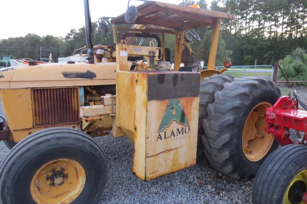 "John Deere 2750 w/ Alamo Cutter SN: L02950G557395