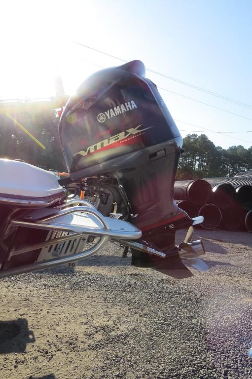 "2011 Shearwater Boat w/Yamaha VMAX 250