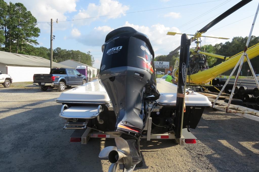 "2011 Shearwater Boat w/Yamaha VMAX 250