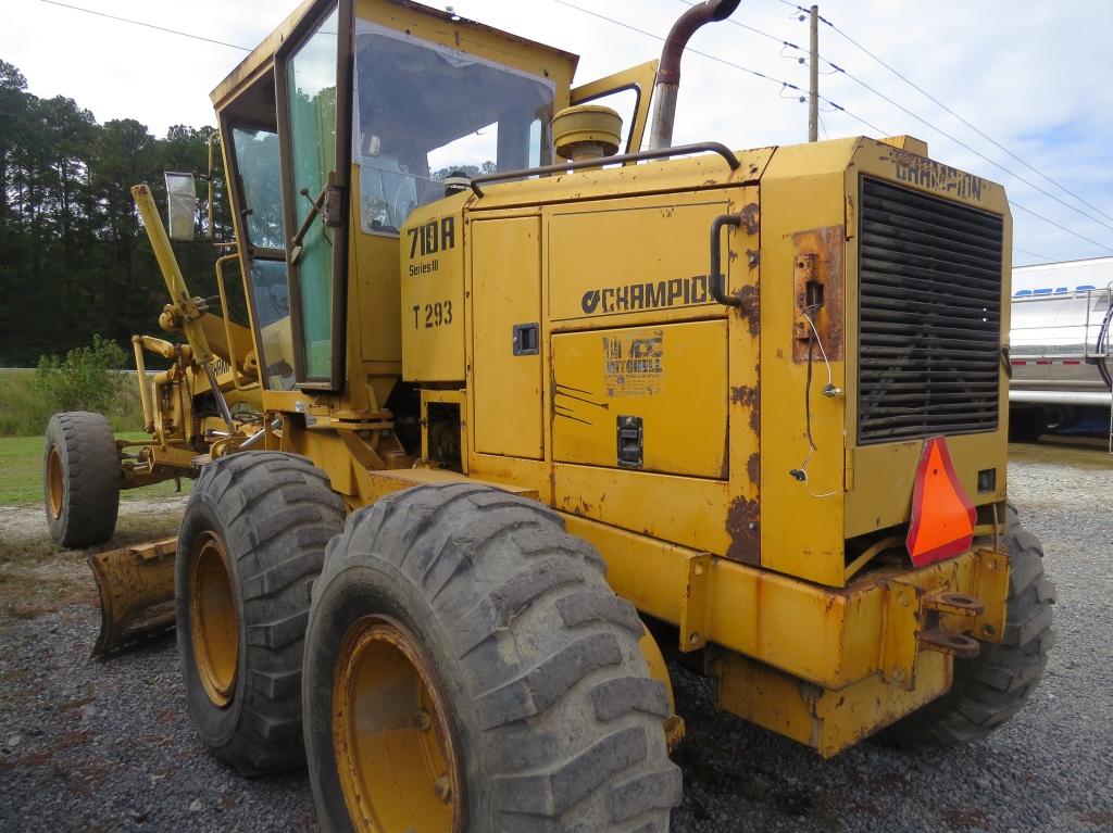 Champion 710A Series 3 Motorgrader