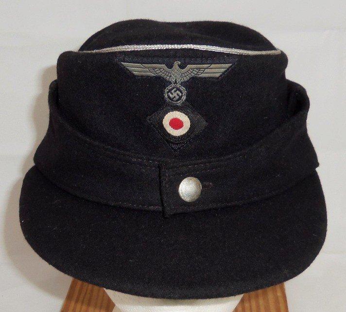 Late War Army Panzer Officer's M43 Cap