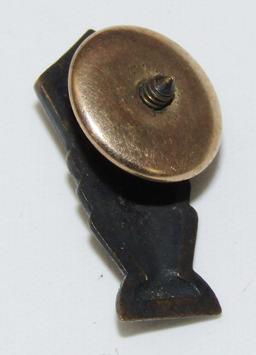 Scarce Early WW2 Period German American Bund (FDND) Lapel Pin