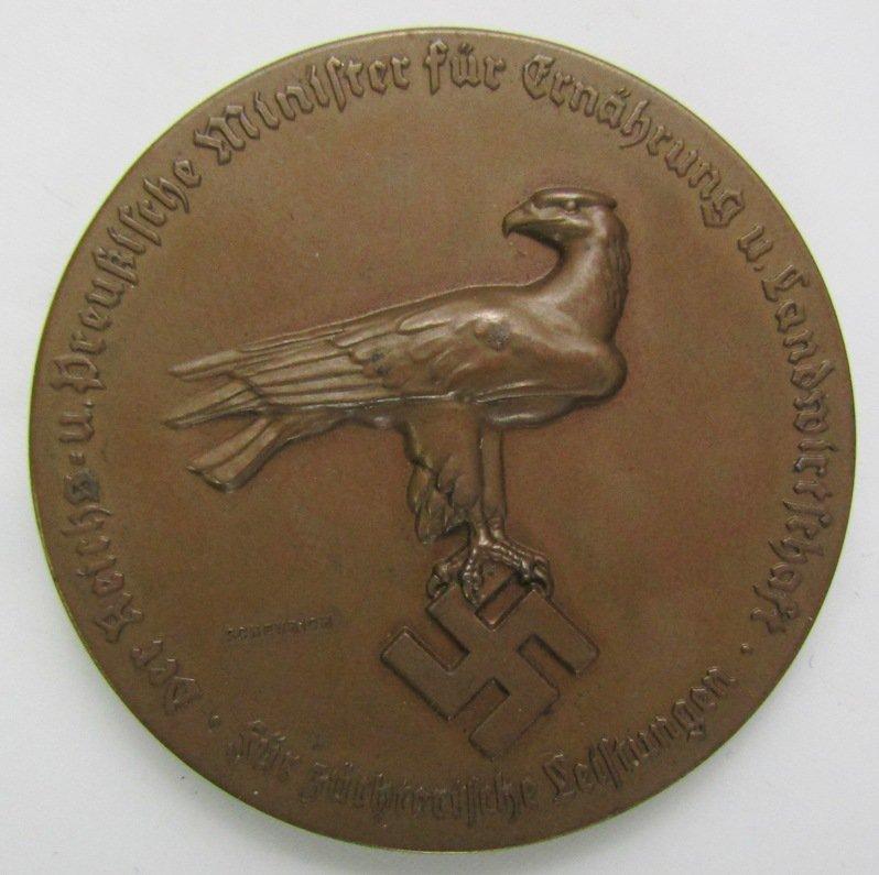WW2 German Table Medallion For Dog Breeding.