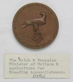 WW2 German Table Medallion For Dog Breeding.