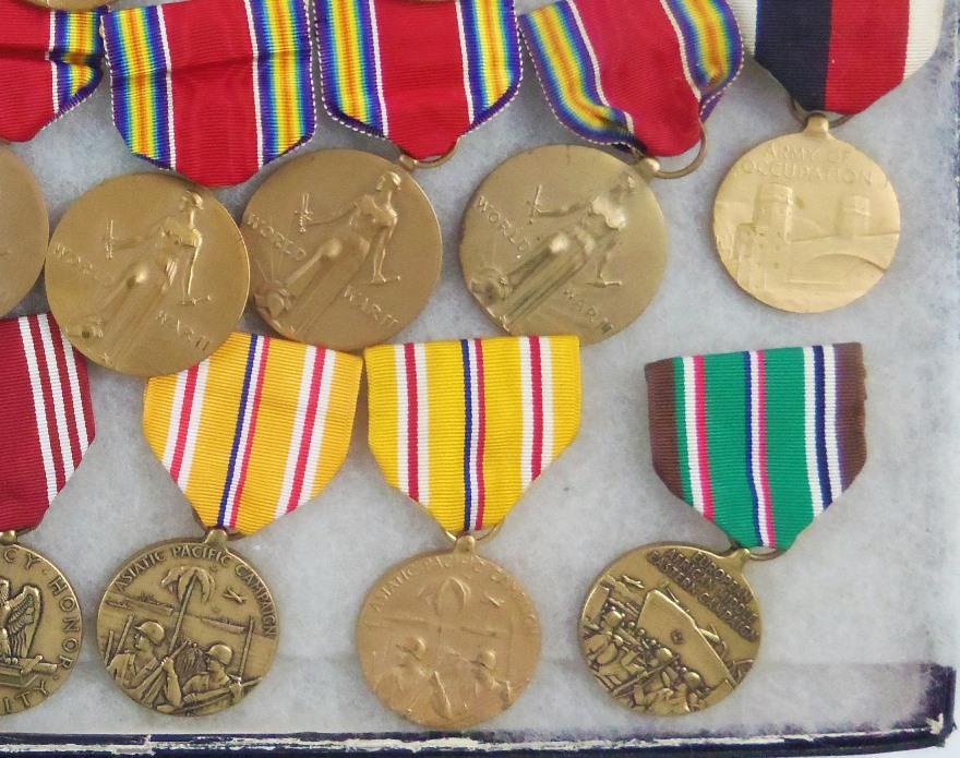 22pcs-U.S. WW2 Victory , Occupation and Campaign Medals.