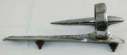 2pcs- 1940's Buick "Bombsight" Hood Ornaments