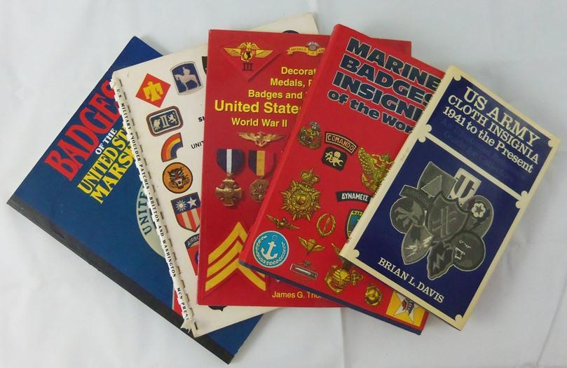 5 pcs. WWII and Later US Insignia/Badges Reference Books