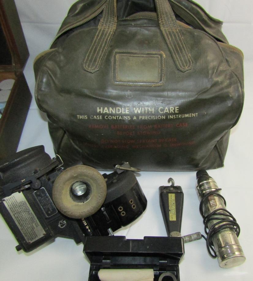 2pcs-WW2 USAAF A-10A Sextant W/Case-USN Bubble Type Sextant (AN5851-1) With Carry Bag