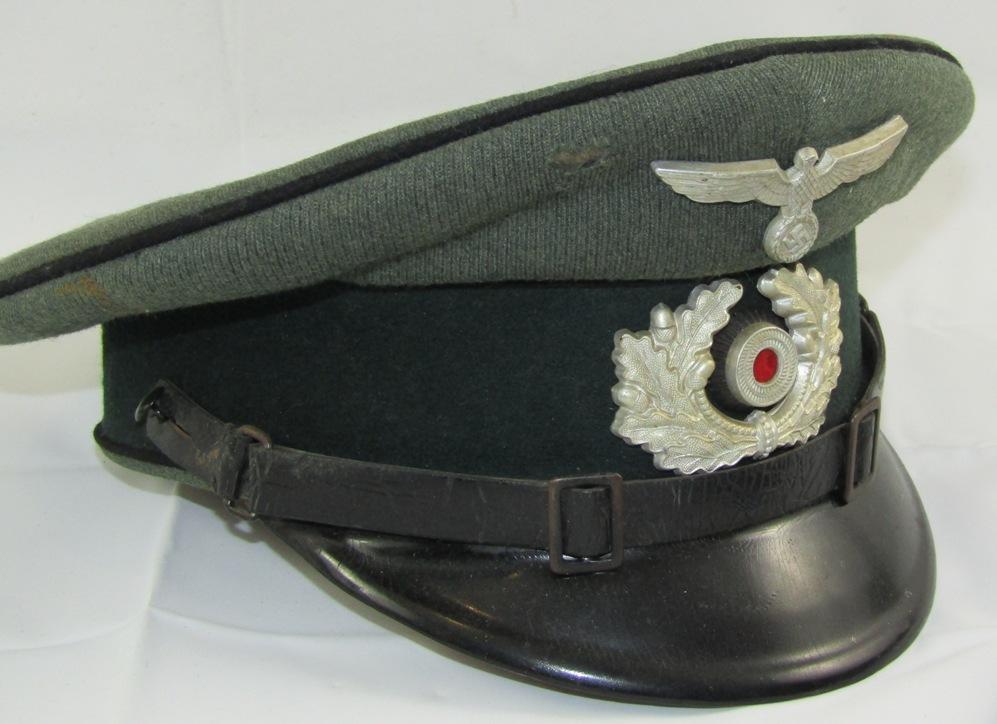 WWII German Pioneer Visor Cap/Shoulder Board For Enlisted