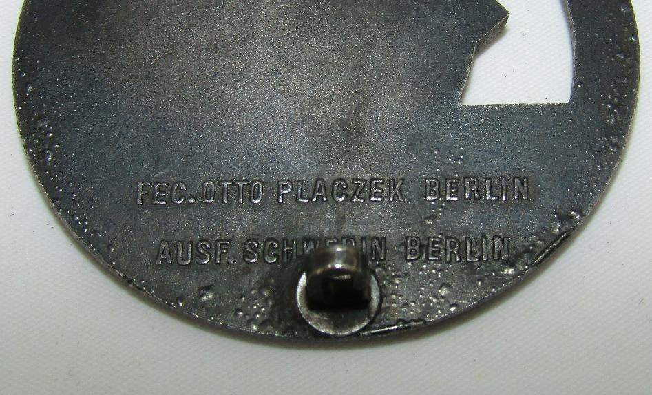 Kreigsmarine Blockade Runner Badge-Otto Plazcek/Schwerin Berlin Maker