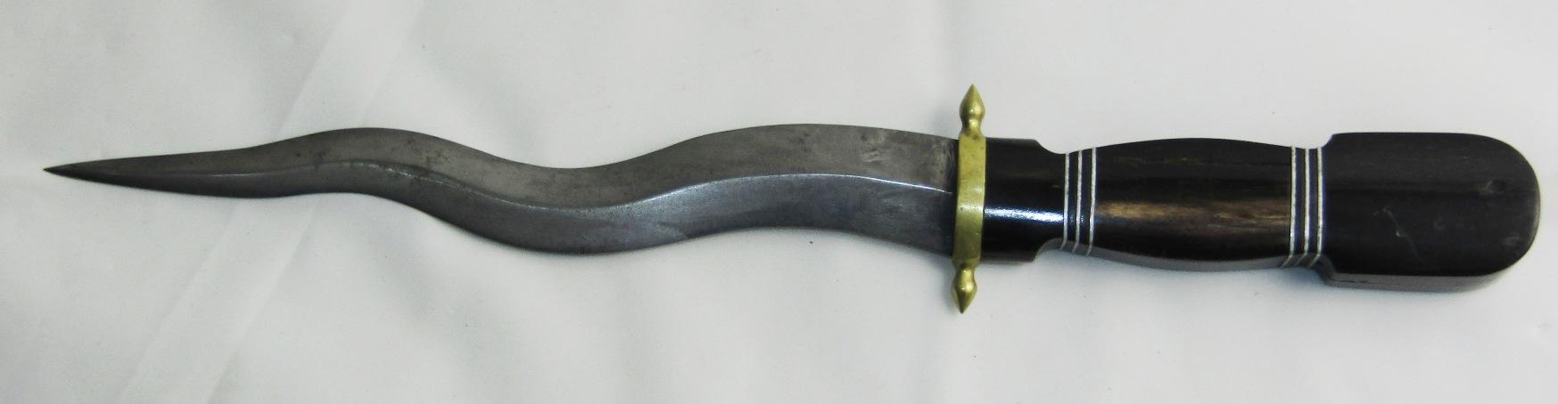 Early 20th Century Middle Eastern KRIS Dagger/Knife