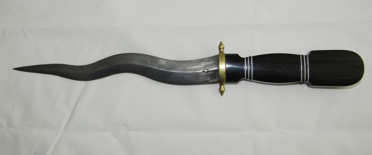 Early 20th Century Middle Eastern KRIS Dagger/Knife
