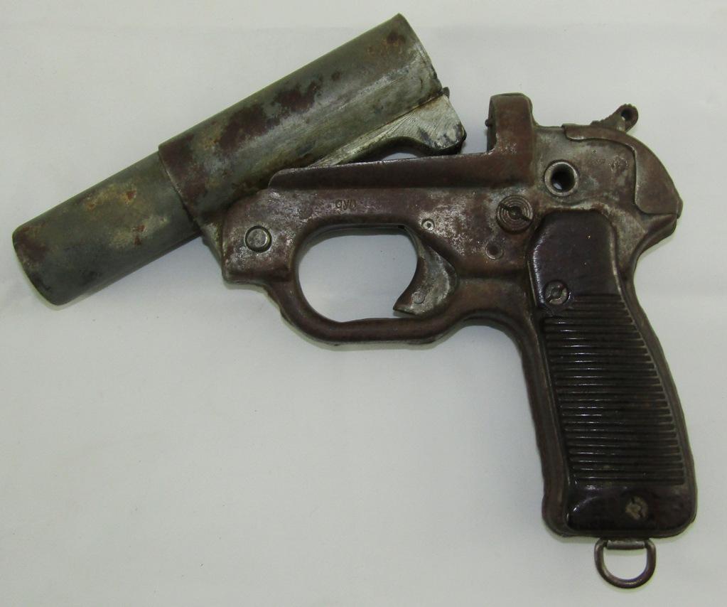 WW2 German LP-42 Flare Pistol