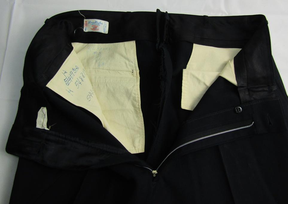 WW2 U.S. Navy Medical Captain's Tunic With Pants