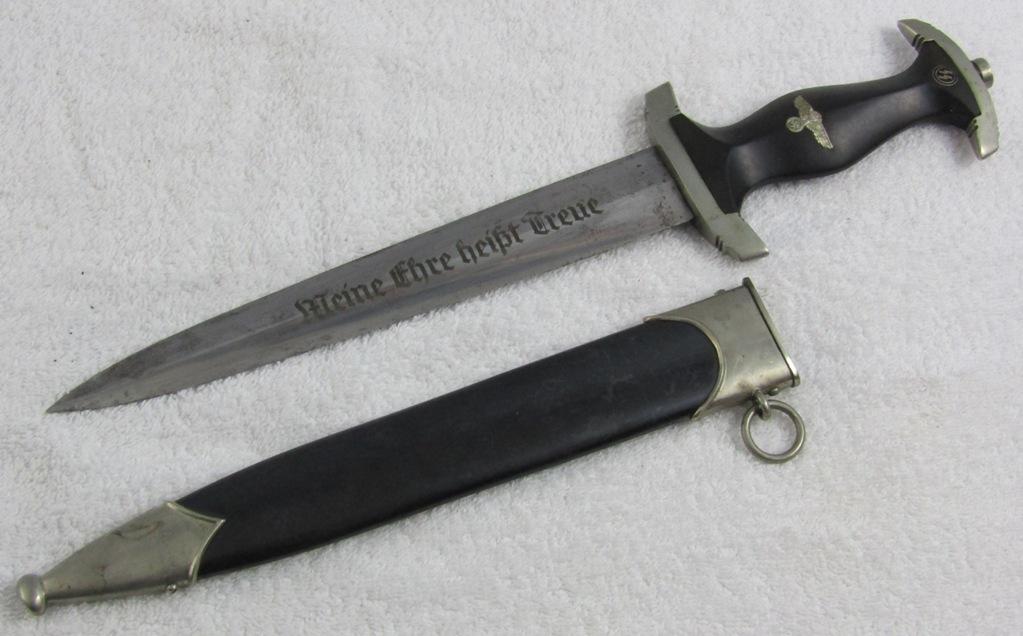 Early SS Enlisted Dagger With Scabbard-Scarcer E. Pack & Sohn Maker