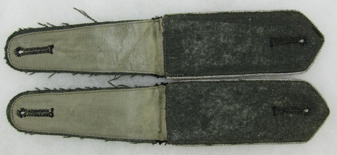 Schutzpolizei (Schupo) Matching Pair Shoulder Boards For Officer