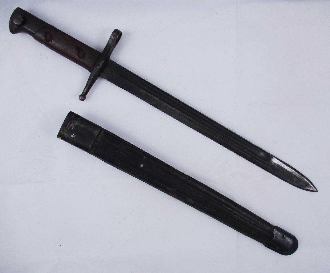 WW2 Italian Carcano Terni Bayonet w/Leather Scabbard