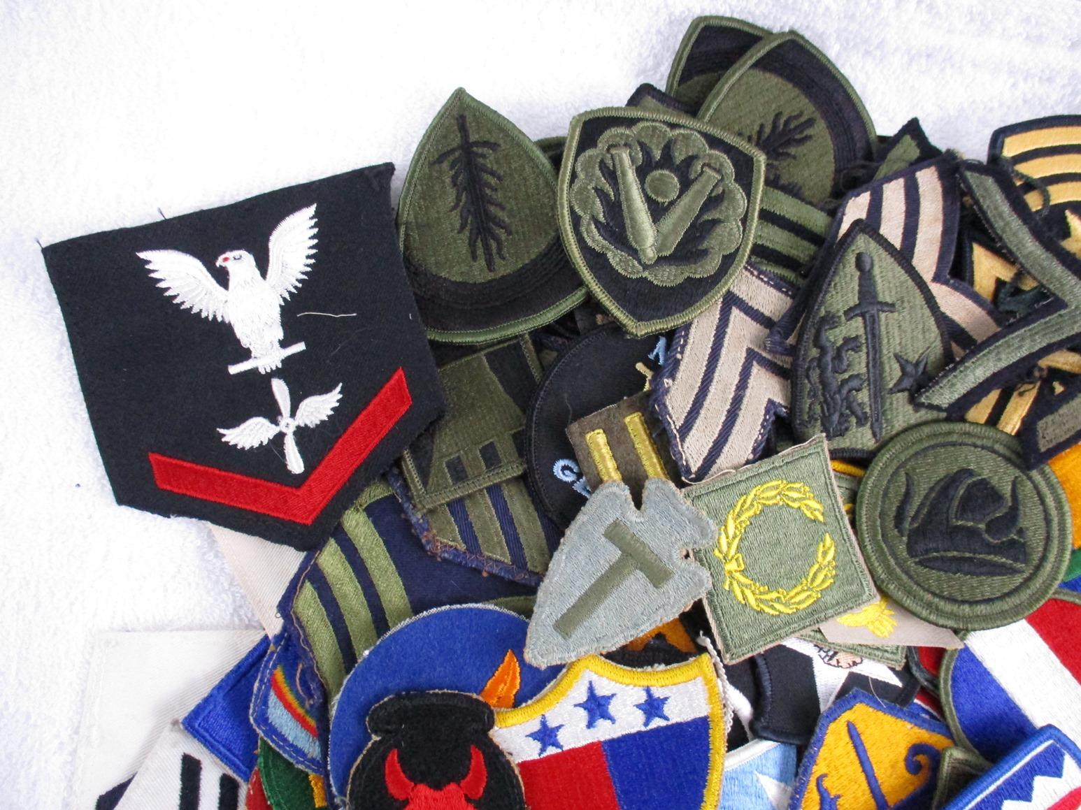 220+ pcs. U.S. Military Patch Lot