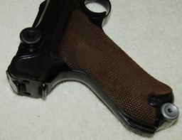 1941/42 Code Luger With Clip-Matching Numbers-Has Been Refurbished