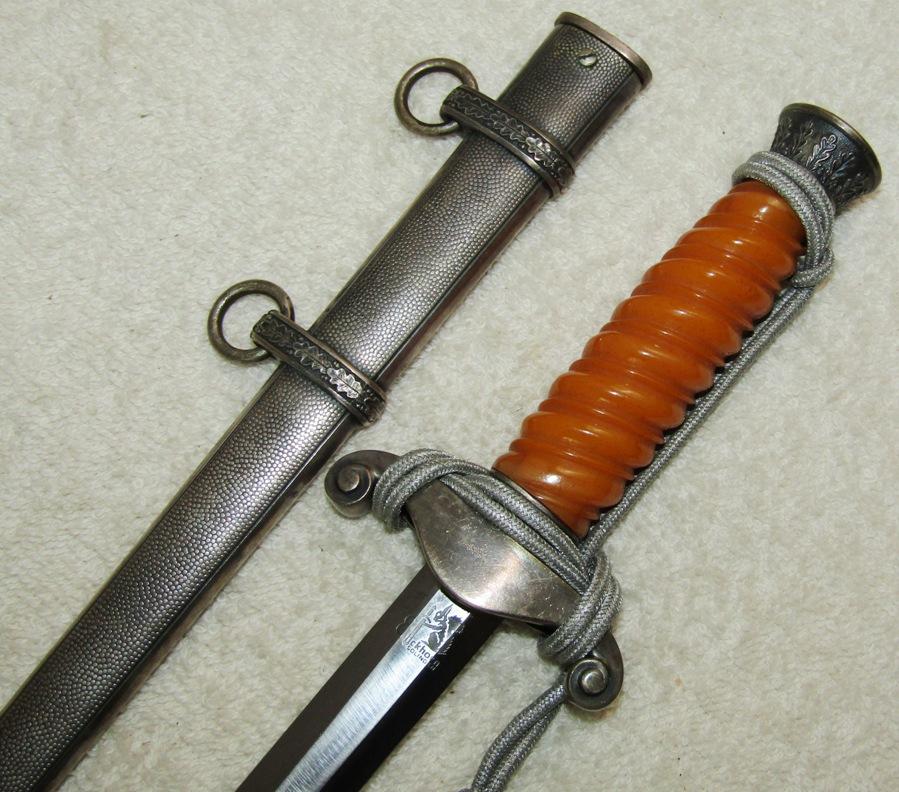 Wehrmacht Officer's Dagger With Scabbard/Portapee-Rare "Glass" Grip-Eickhorn