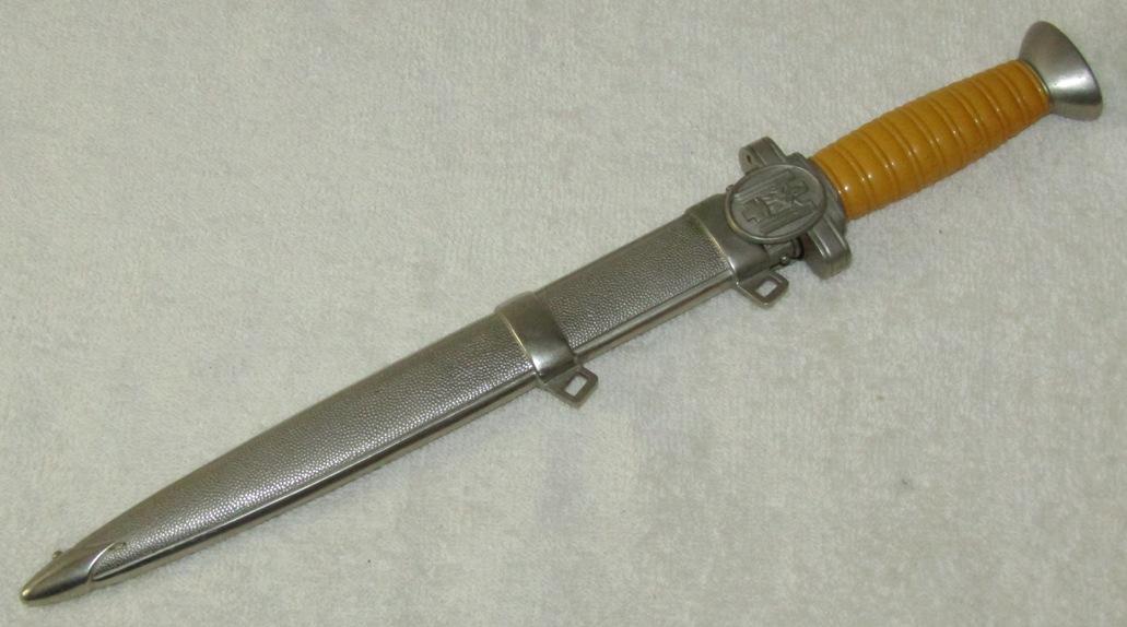 Minty Red Cross Leader's Dagger-Scarce Scabbard Variant