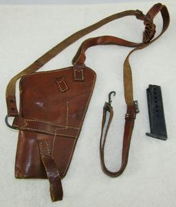WW2 Period  German Officer/Pilot's Leather Holster Rig For P38 Pistol-With Clip