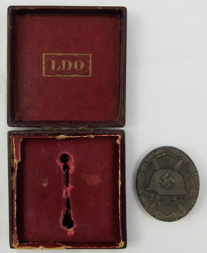 Silver Wound Badge With Issue Case-Klein & Quenzer