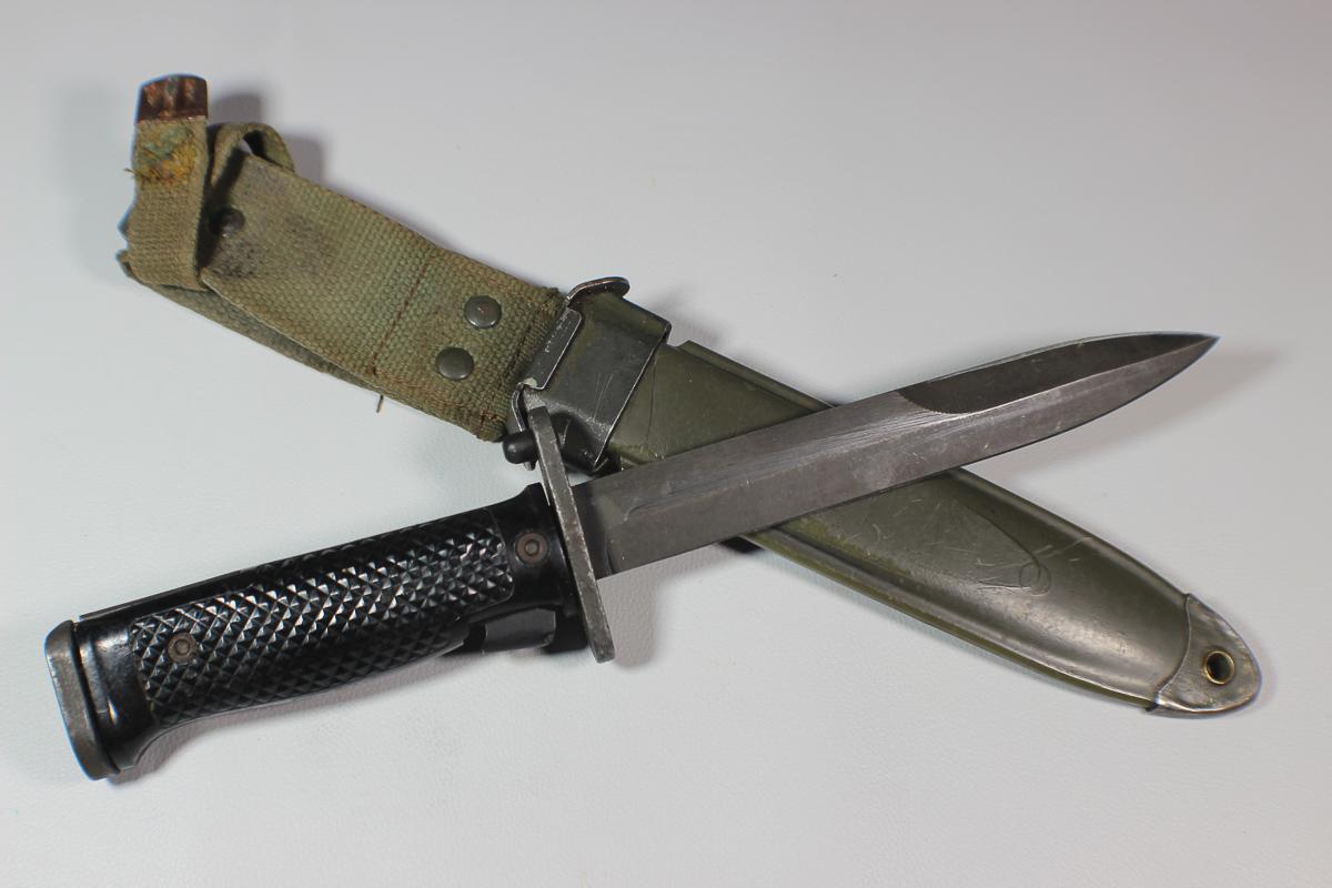 US Korean Ware Era M5A1 Bayonet For M1 Garand. Milpar. Unmarked Scabbard.