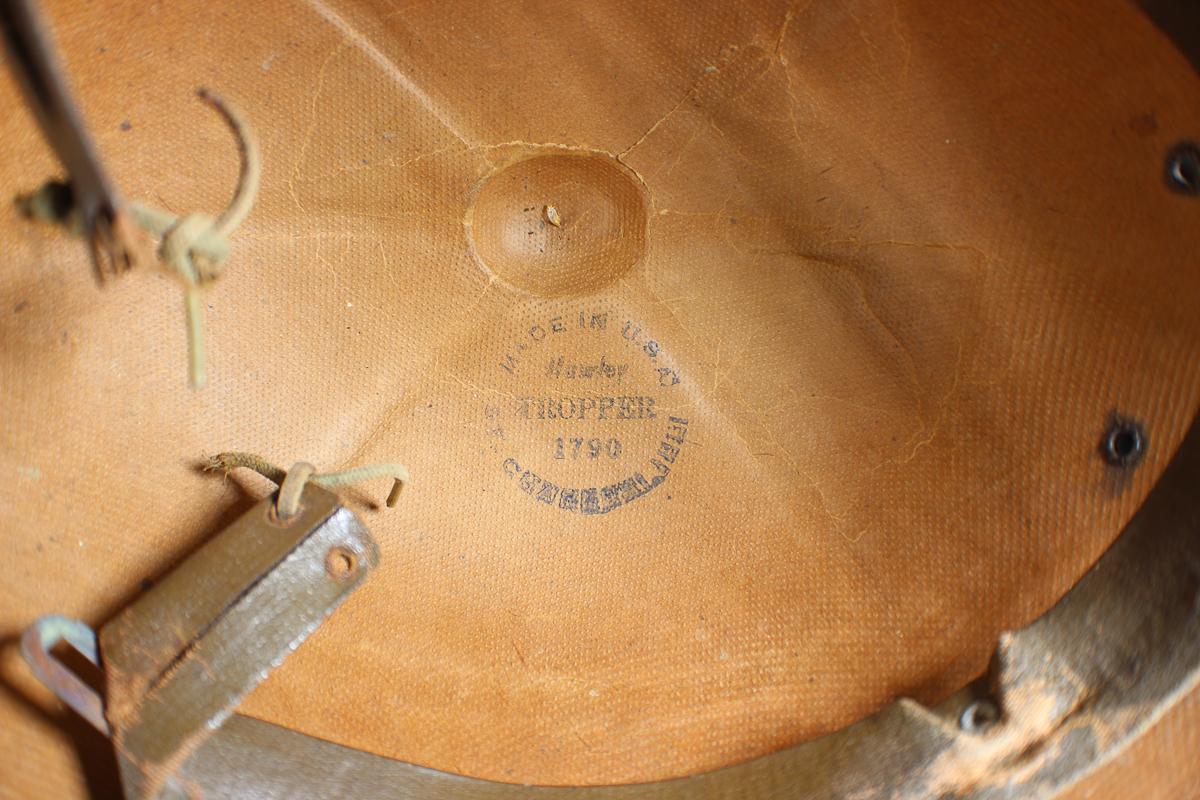 Lot of 2 US WW2 Sun Pith Helmets. District of Washington Civil Defense & Scarce White HAWLEY.