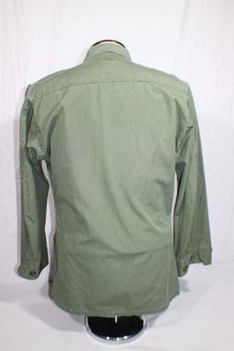 US Vietnam War Poplin Jungle Jacket. Size Extra Small Regular. 1969 Dated. W/ Patches.