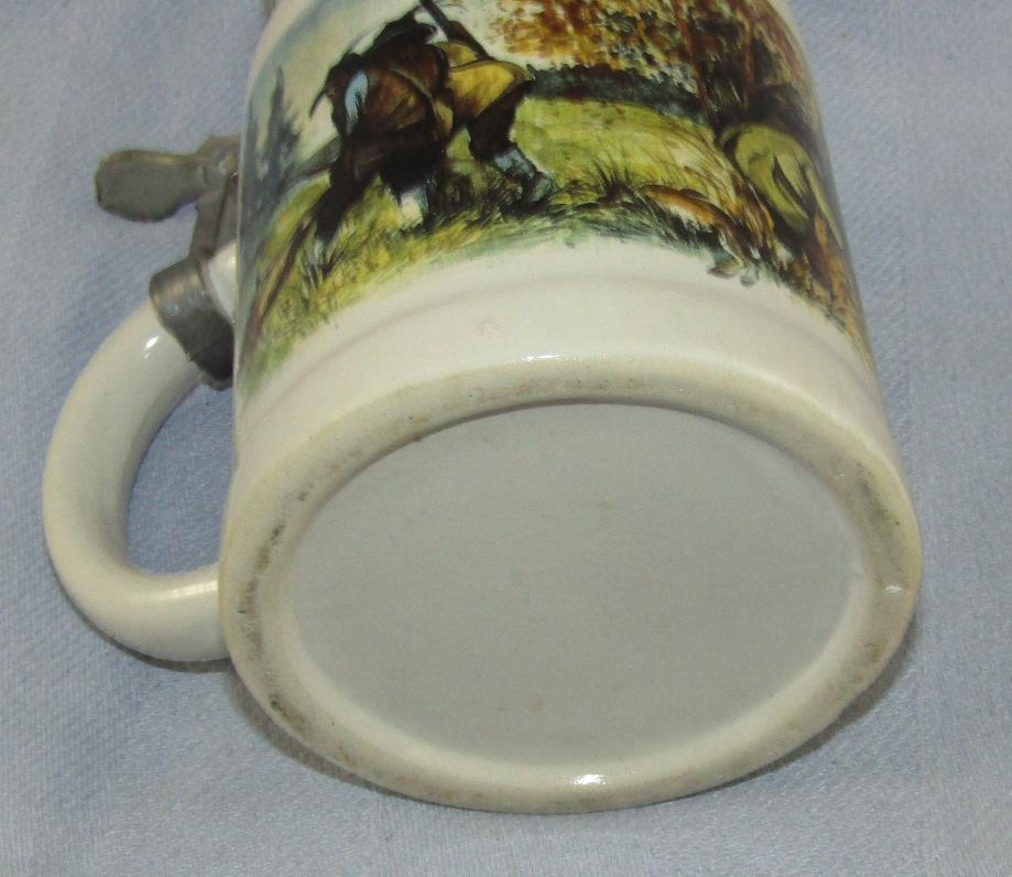 2pcs-Porcelain Hunting Stein And Pipe