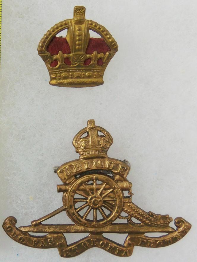 2 pcs. British Royal Regiment of Artillery Cap Badge/Shoulder Board Major Rank Insignia