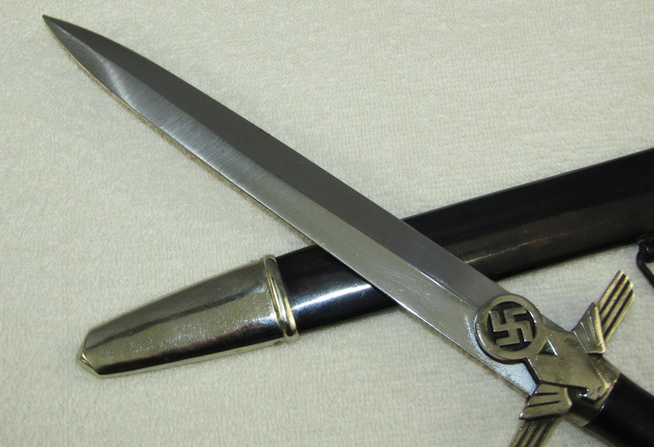 Scarce Early 1st Model RLB Dagger For Enlisted-Scarce Maker "KRONECK"