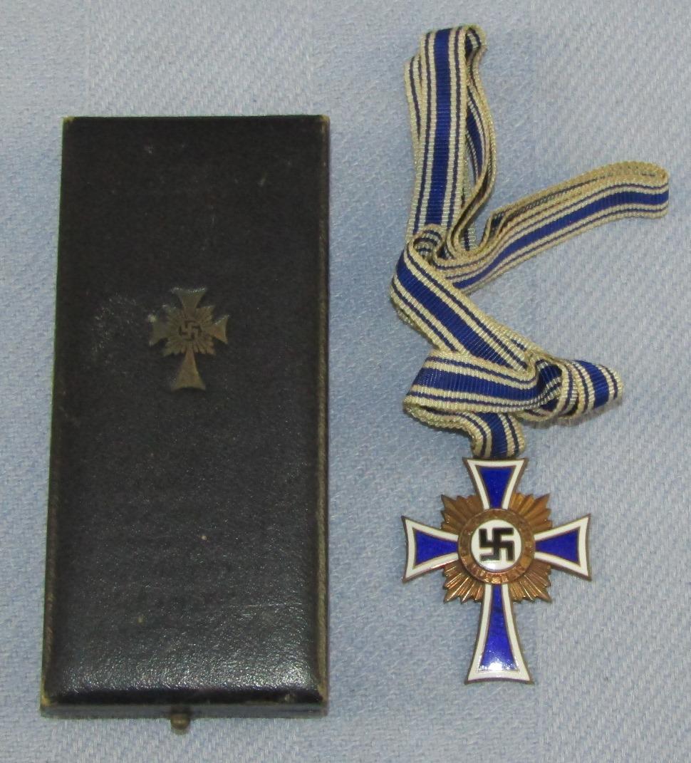 Cased Mother's Cross In Bronze-Full Ribbon-Franz Reischauer, Oberstein Maker