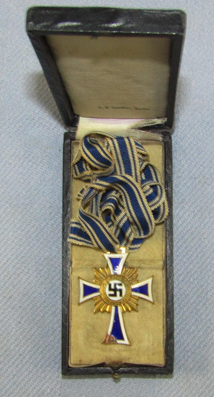 Cased Mother's Cross In Gold-Full Ribbon By Juncker-Maltese Cross Cane Topper