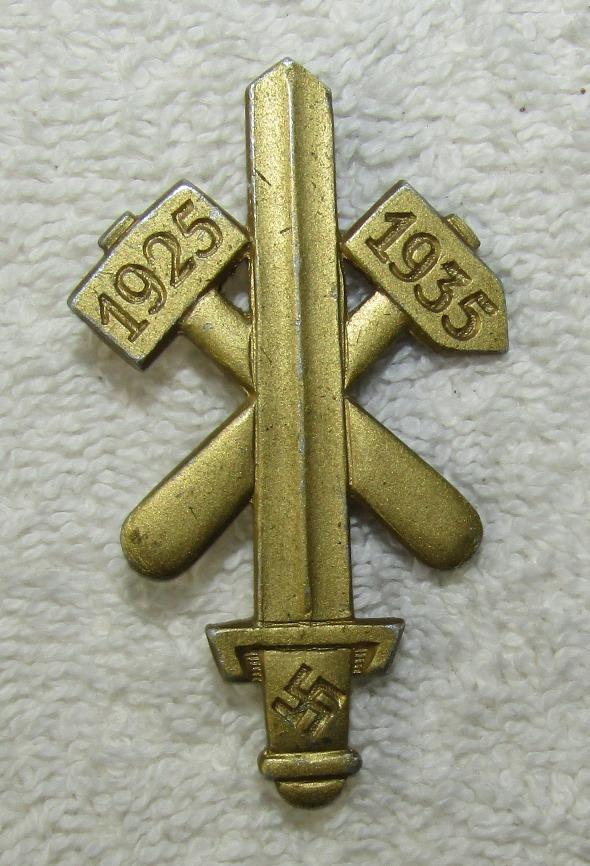 Early Third Reich Gau-Essen Honor Badge