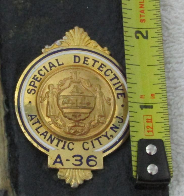 Ca. 1940-50's "ATLANTIC CITY, NJ SPECIAL DETECTIVE" Numbered Wallet Badge