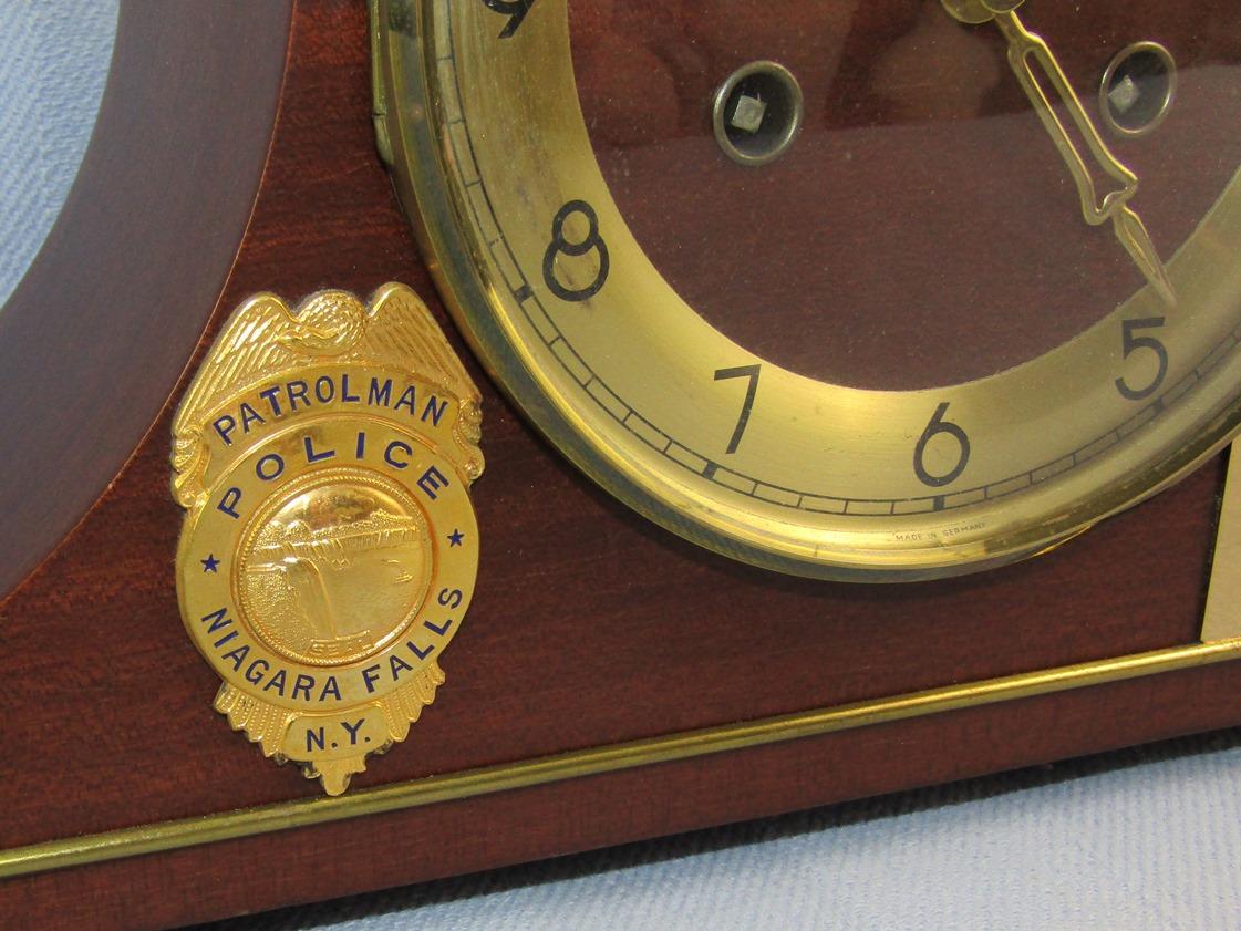 Ca. 1971 Niagra Falls, N.Y. Police Dept. Patrolman Presentation Retirement Clock W/Badge