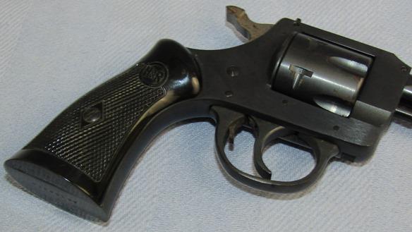 H&R .32 Cal. 4th Variation Model 732 Revolver With Scarce 4" Barrel