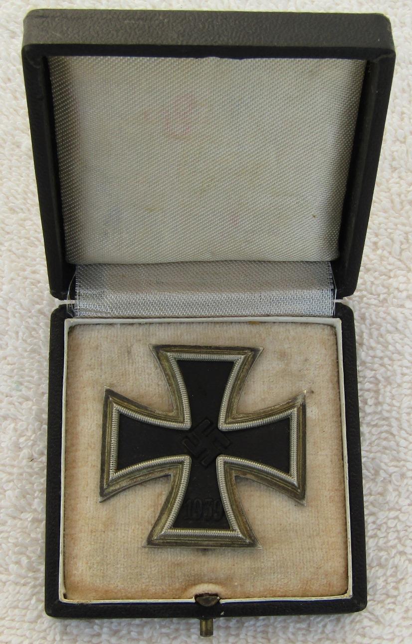 WWII Iron Cross 1st Class With Issue Case-Missing Catch-Paul Meybauer?