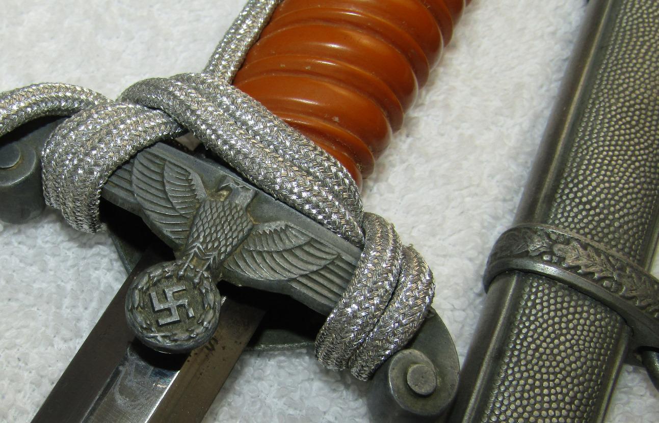 Wehrmacht Officer's Dagger With Scabbard-Portapee-WKC