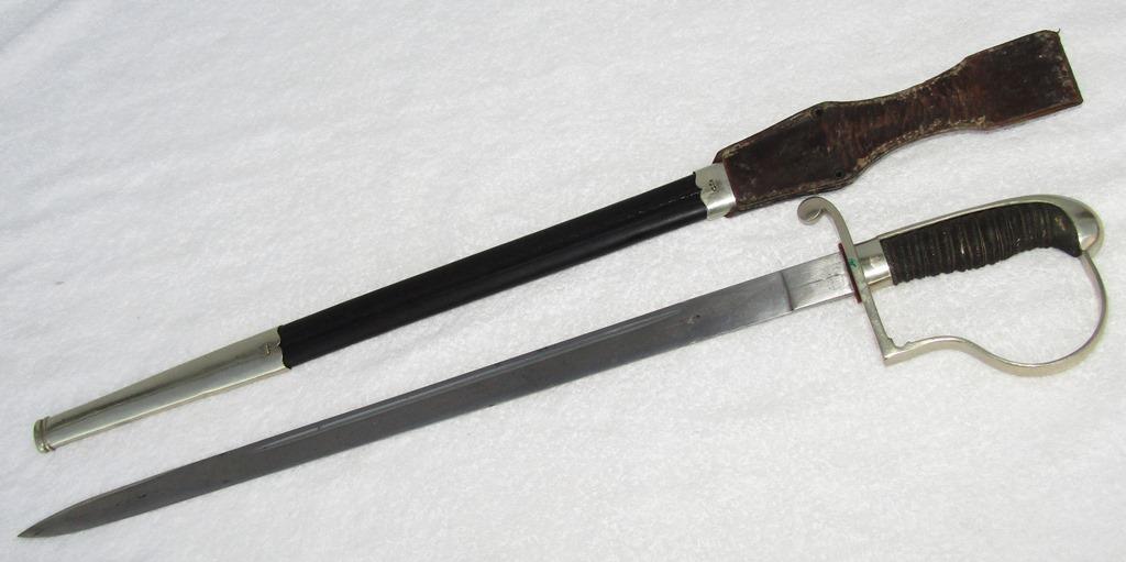 Scarce Late WW1/Weimar Period German Police Officer's Short Sword-J.A. HENCKELS