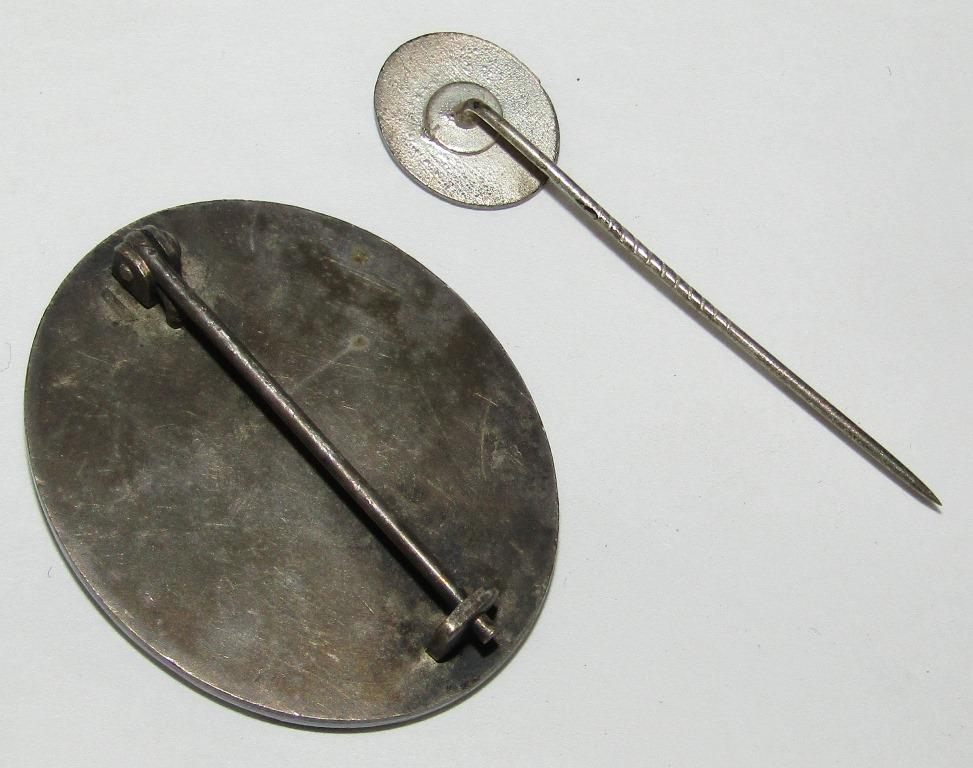 Silver Grade Wound Badge Unmarked By Hauptmünzamt Wien With Stick Pin