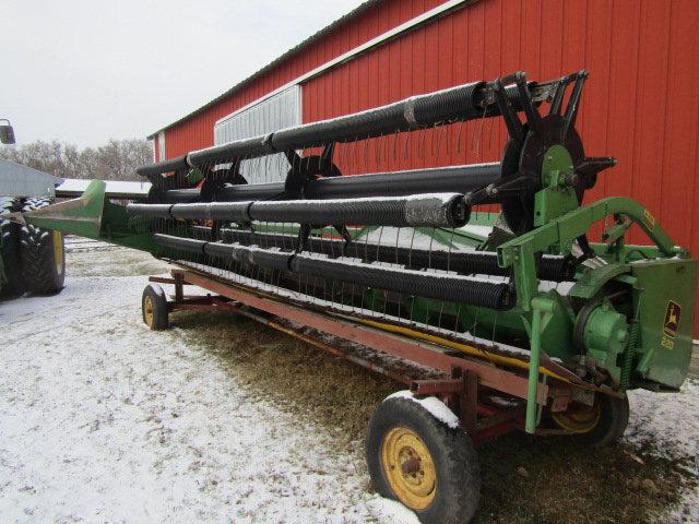 John Deere Model 220 ( 20 Ft. ) Bean Head, Sells with Shop Built 4 Wheel He