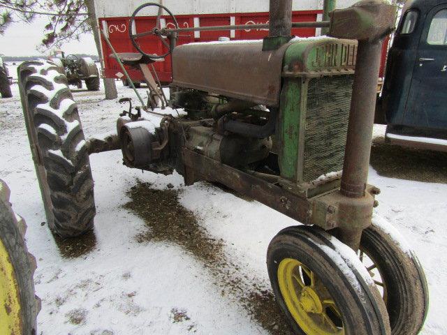 John Deere Unstyled Model A, New Rear Rubber Serial # 458681