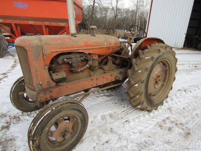 Styled Allis Chalmers Model WF Gas Tractor, Serial # WF7297-235571 ( Not Ru